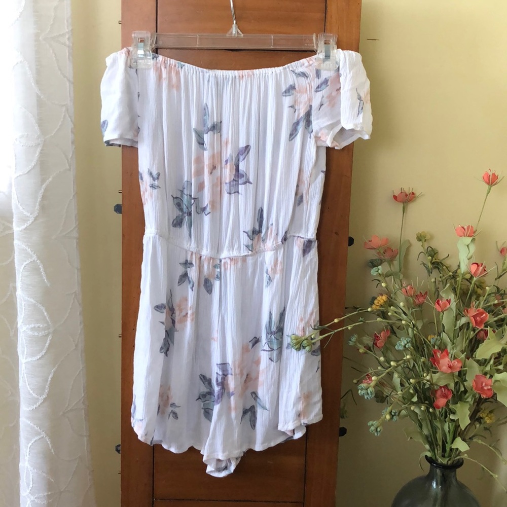 Kendall and Kylie White Floral Romper